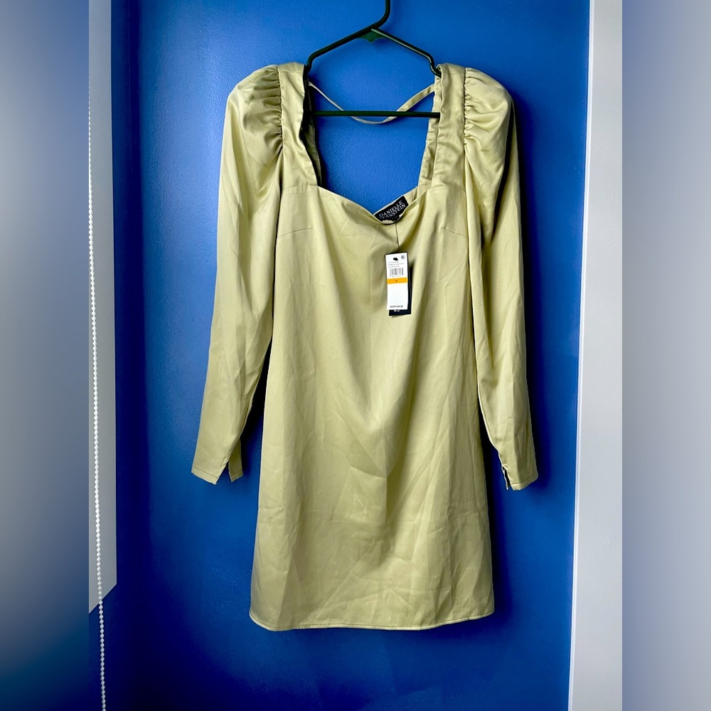 NWT chartreuse green satin mini shift dress square neck puff long sleeve Small